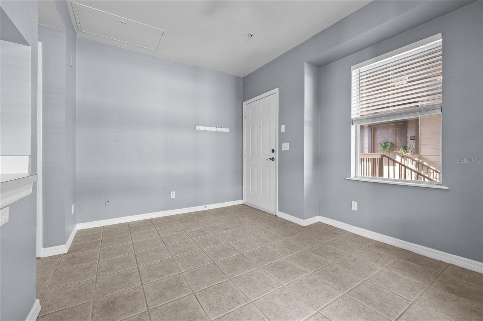 Image 24 of 28 For 1220 1st Avenue 305