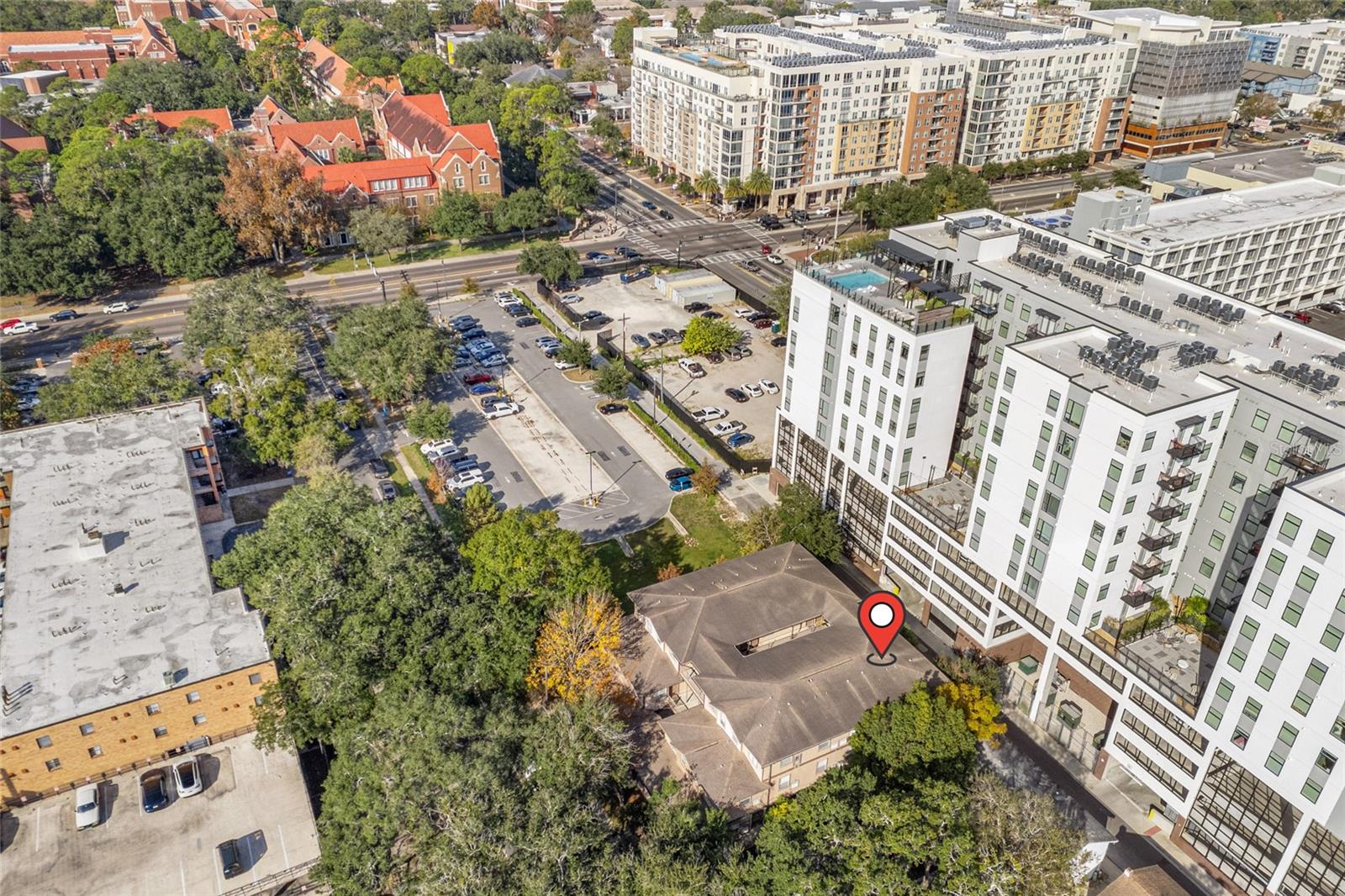 Image 3 of 28 For 1220 1st Avenue 305