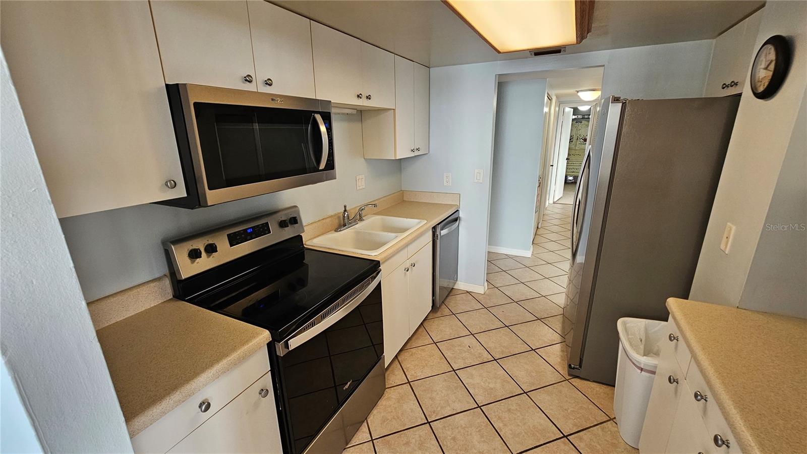 Image 14 of 50 For 2900 Atlantic Avenue 305