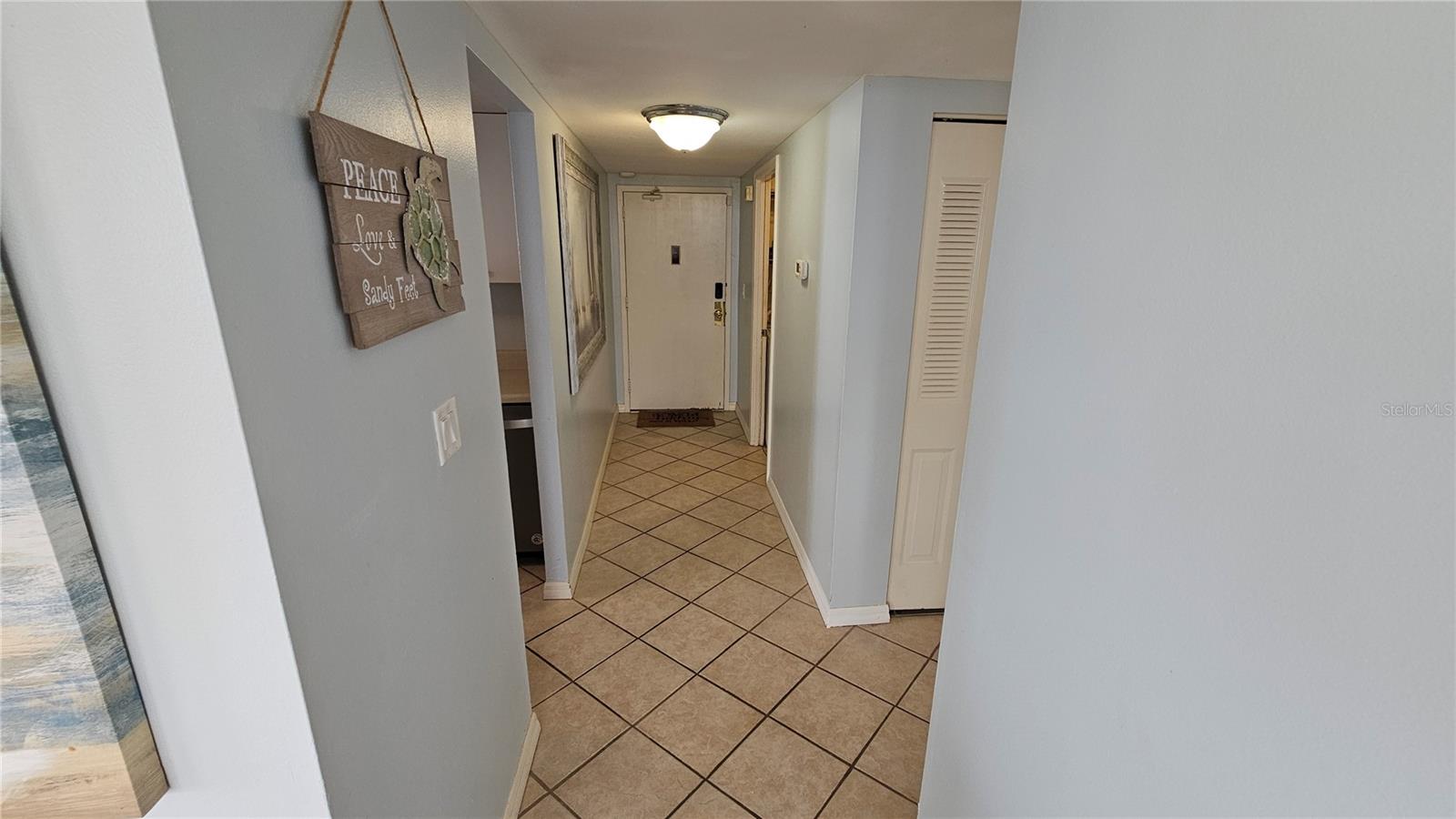 Image 36 of 50 For 2900 Atlantic Avenue 305