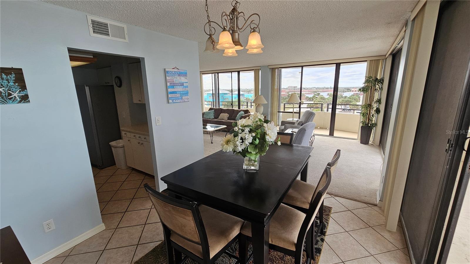 Image 7 of 50 For 2900 Atlantic Avenue 305