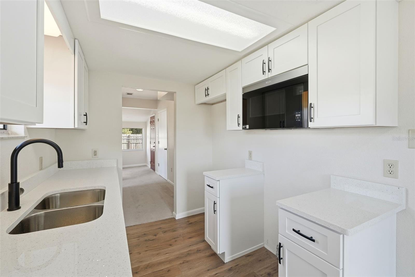 Image 22 of 46 For 19402 5th Street