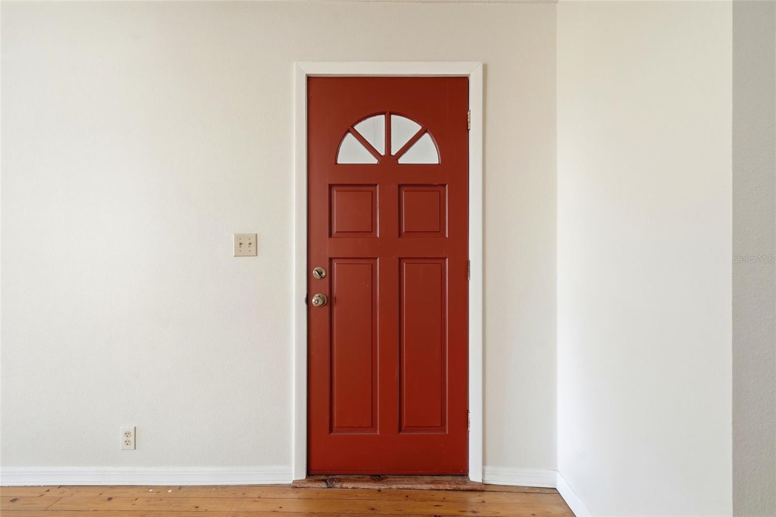 Image 29 of 46 For 19402 5th Street