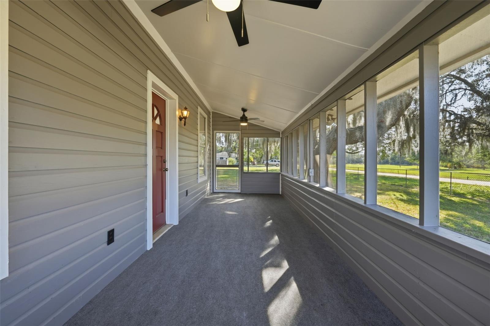 Image 32 of 46 For 19402 5th Street