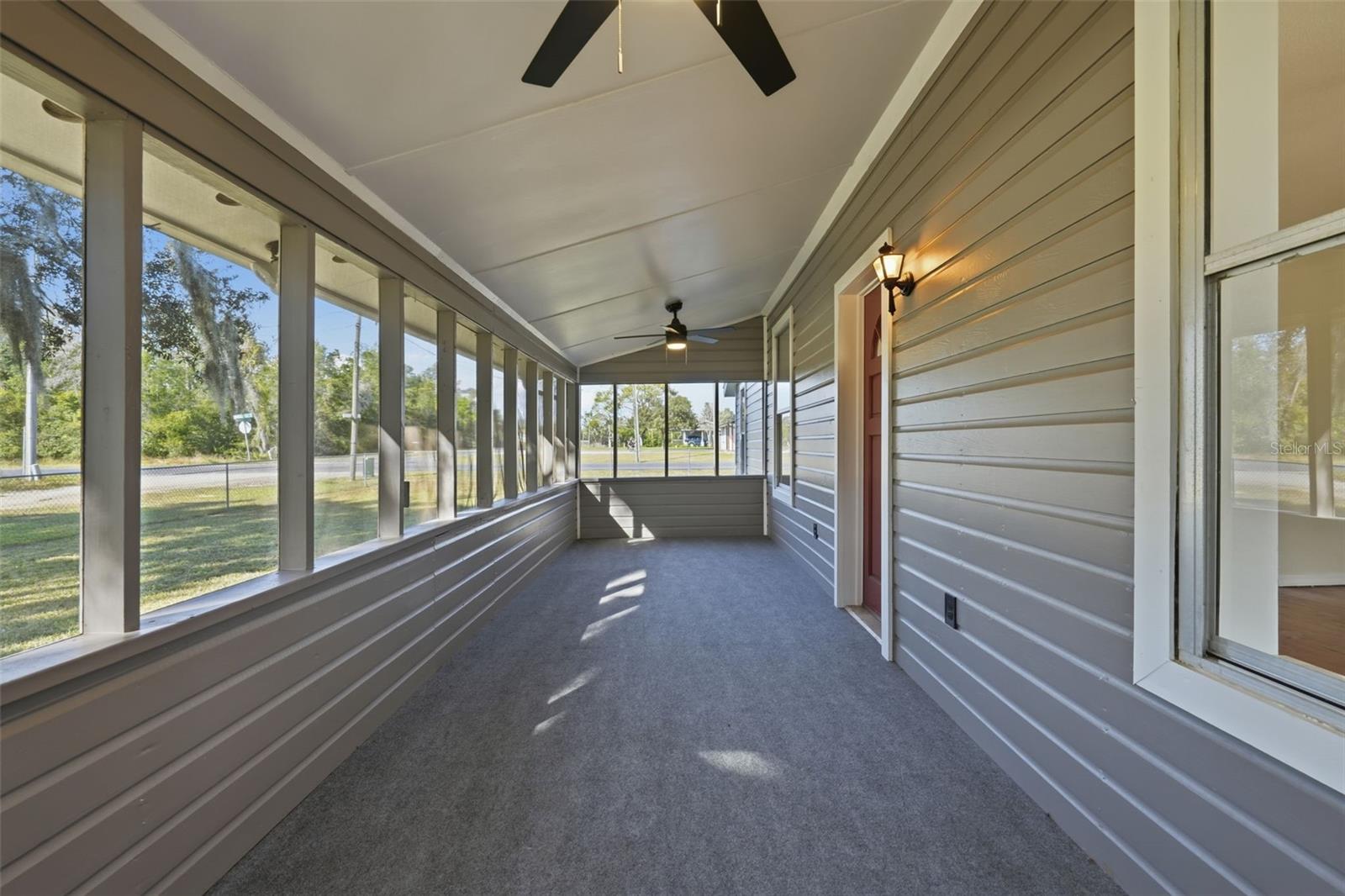 Image 33 of 46 For 19402 5th Street