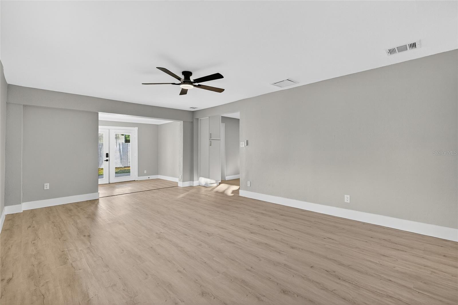 Image 10 of 37 For 8211 18th Street