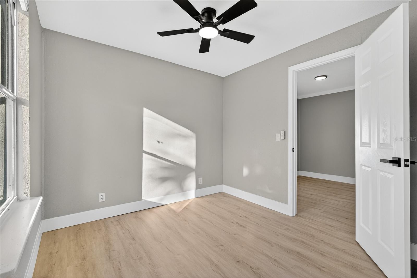 Image 16 of 37 For 8211 18th Street