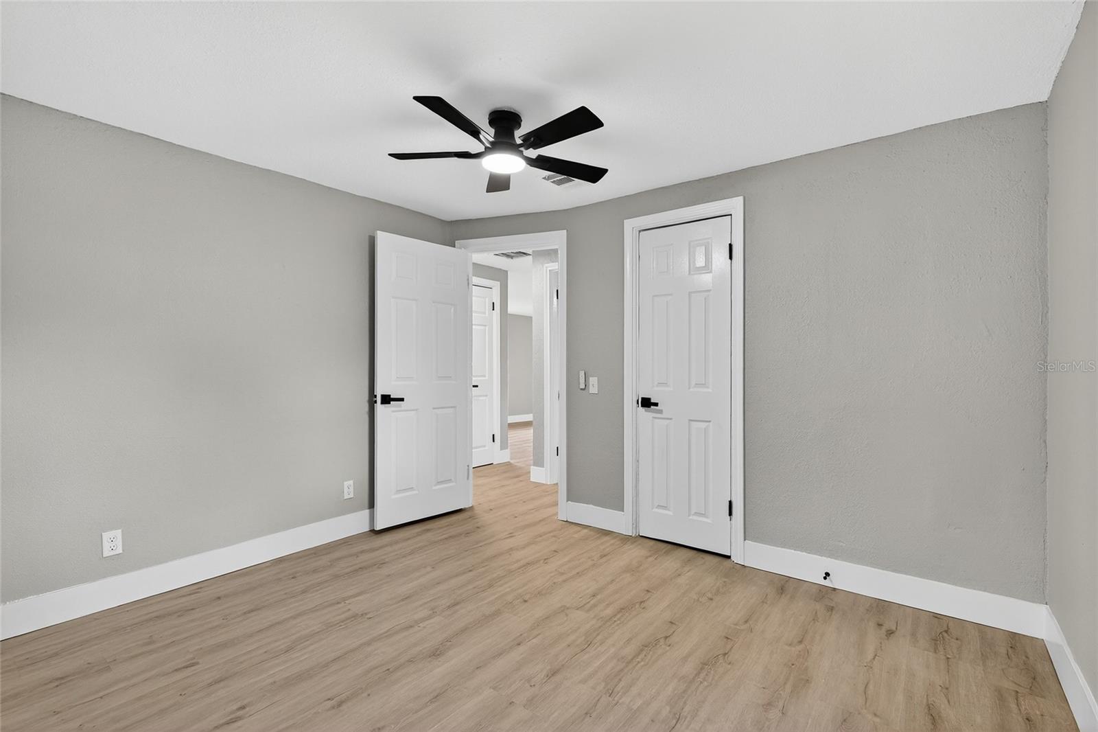 Image 25 of 37 For 8211 18th Street