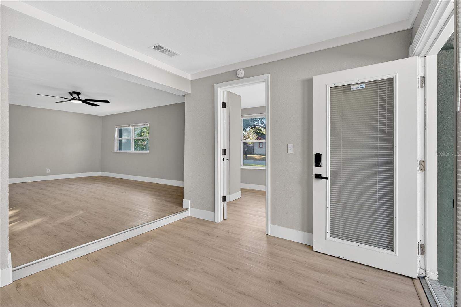 Image 5 of 37 For 8211 18th Street