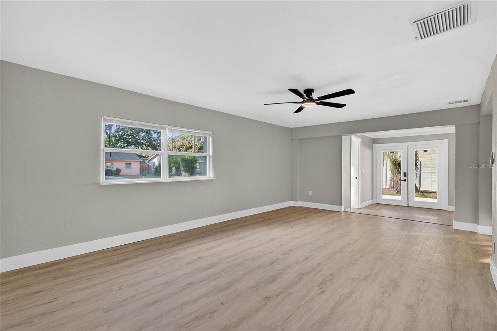 Image 9 of 37 For 8211 18th Street