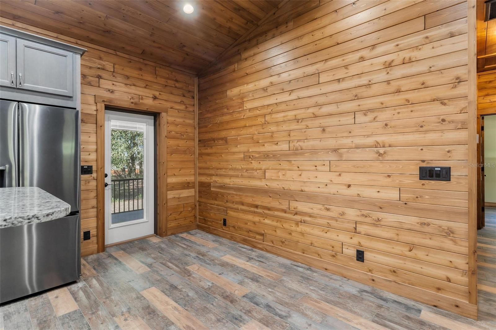 Image 13 of 30 For 37590 Rolling Acres Road