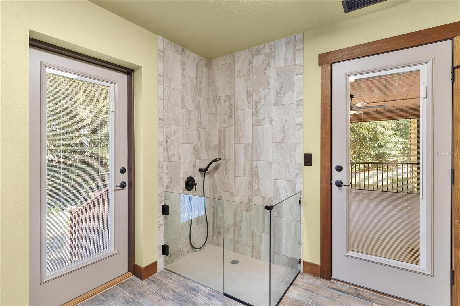 Image 24 of 30 For 37590 Rolling Acres Road