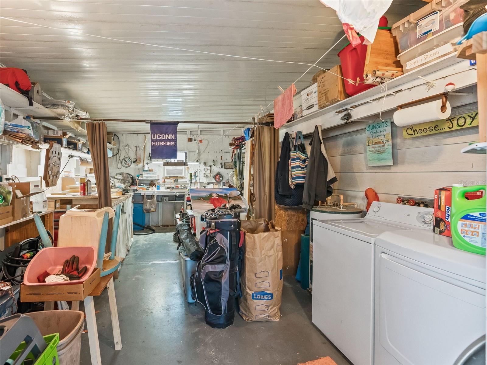 Image 24 of 31 For 928 Oleander Street