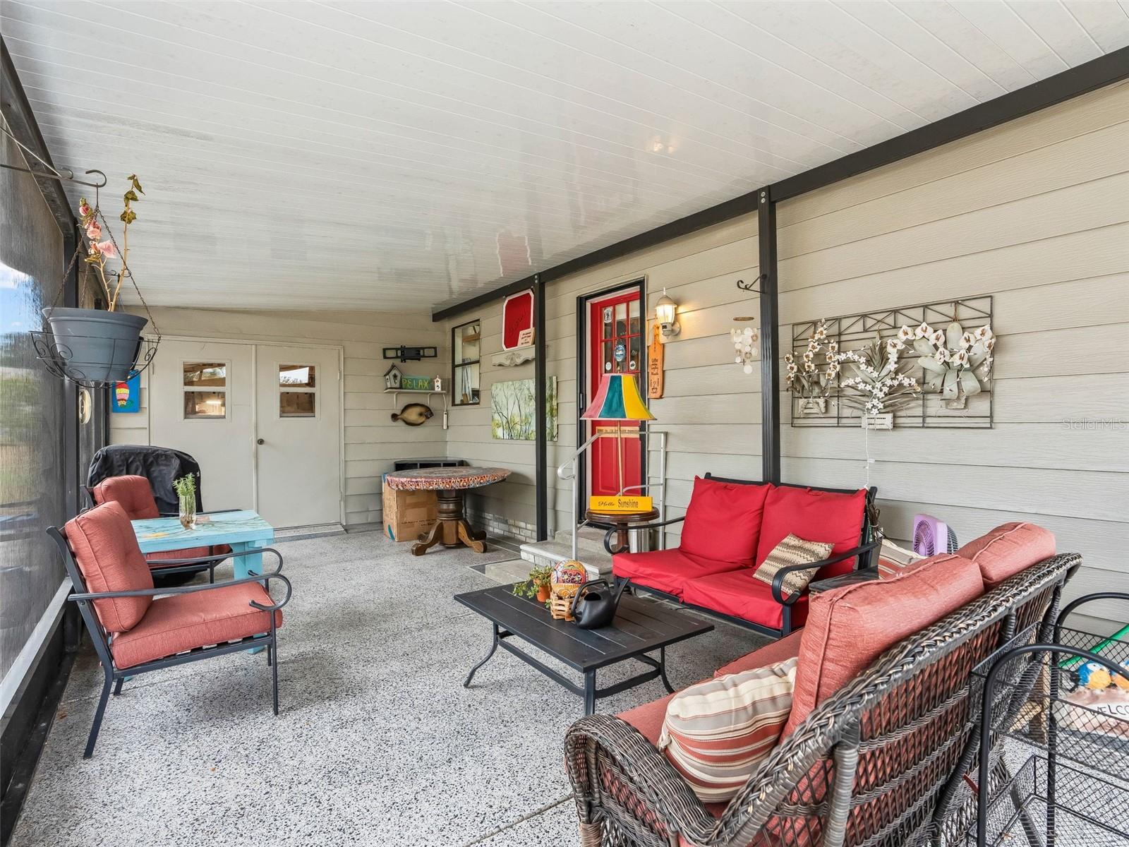 Image 25 of 31 For 928 Oleander Street