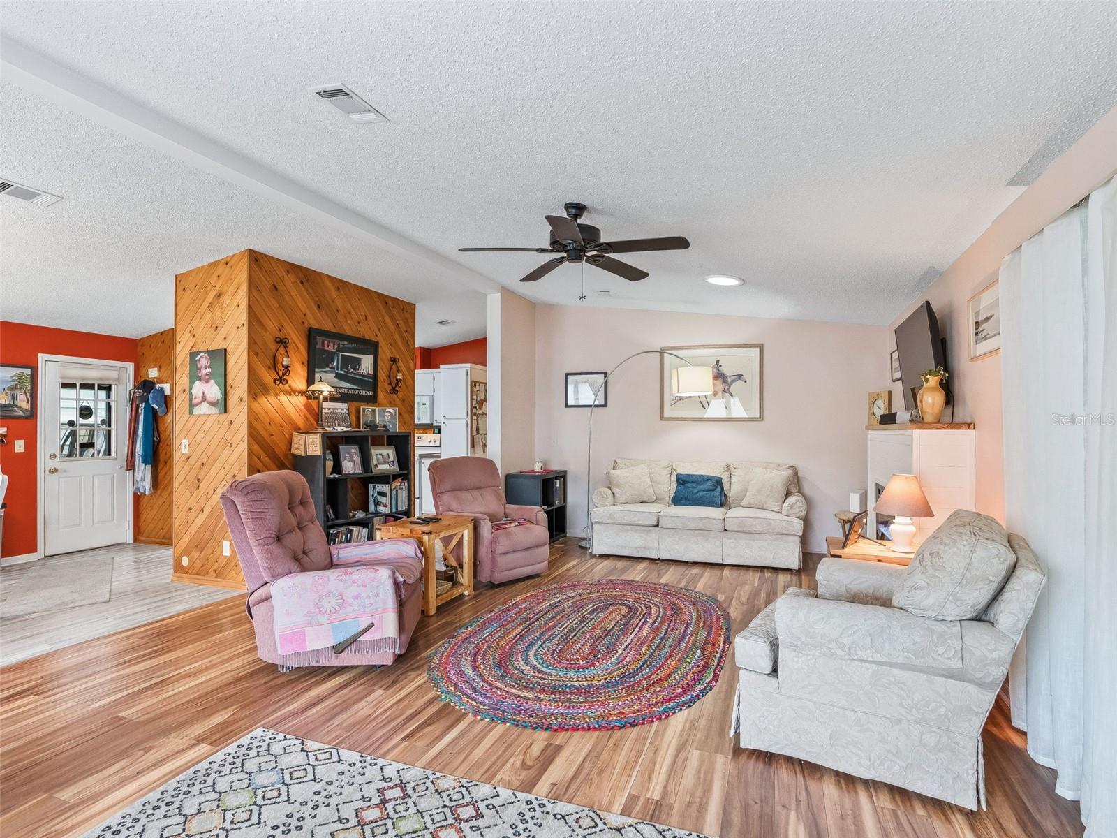 Image 7 of 31 For 928 Oleander Street