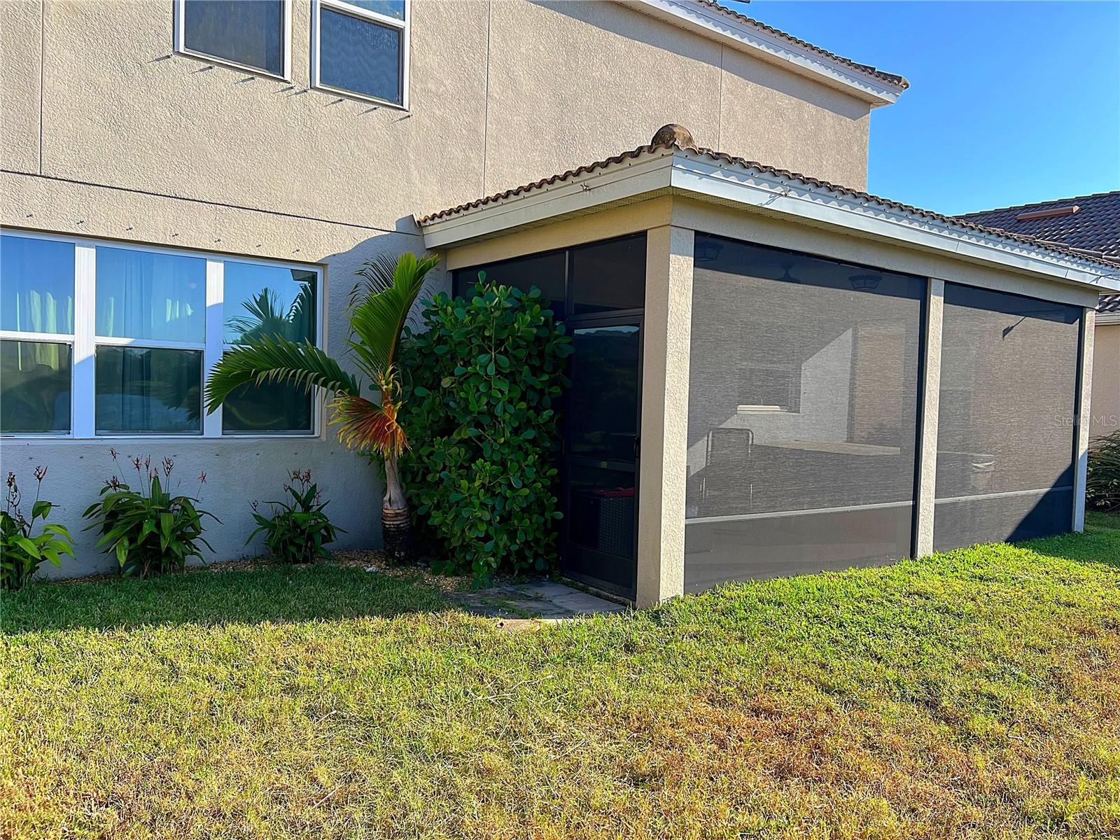 Image 18 of 49 For 2160 Weaver Bird Lane