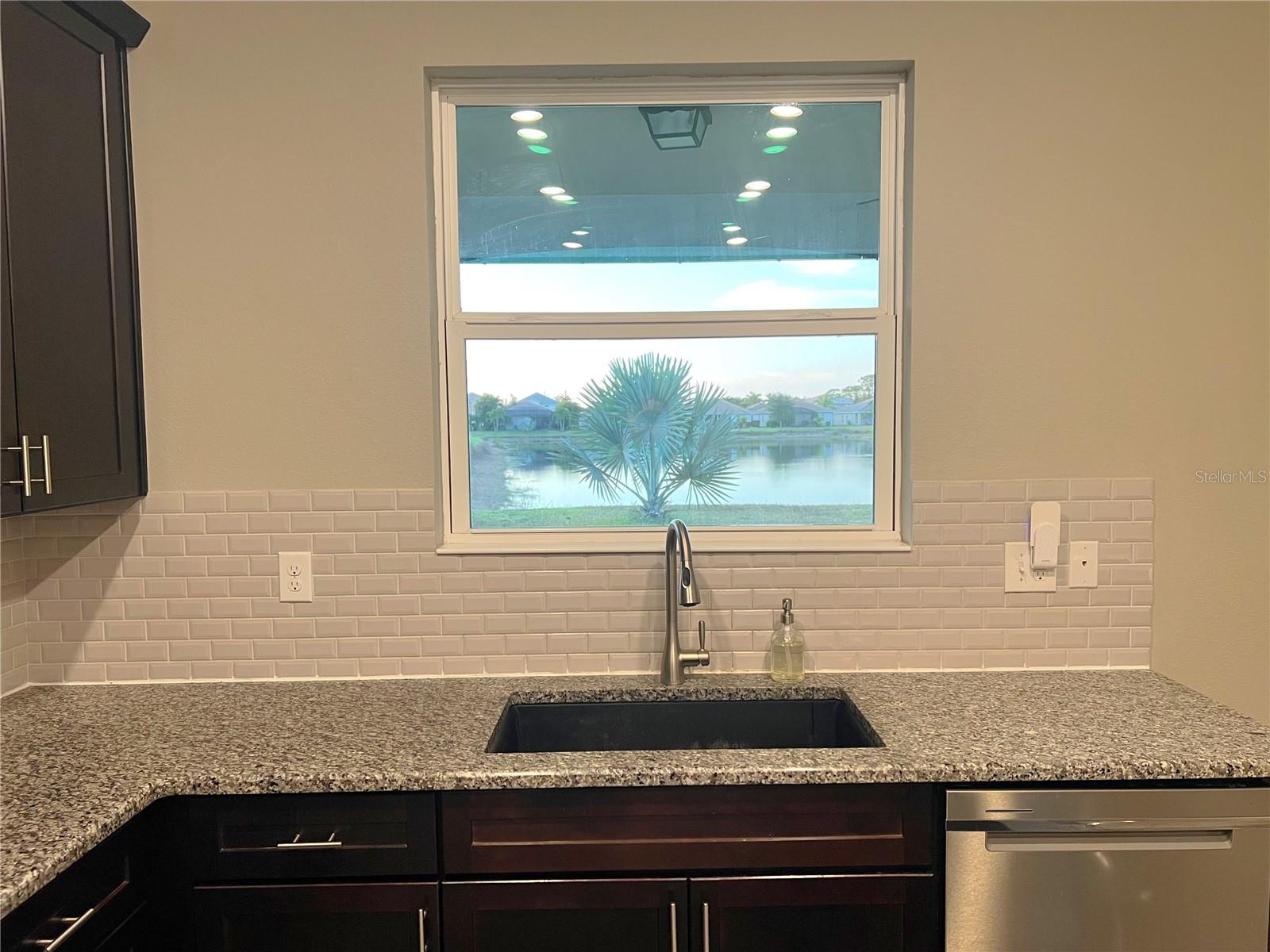 Image 22 of 49 For 2160 Weaver Bird Lane