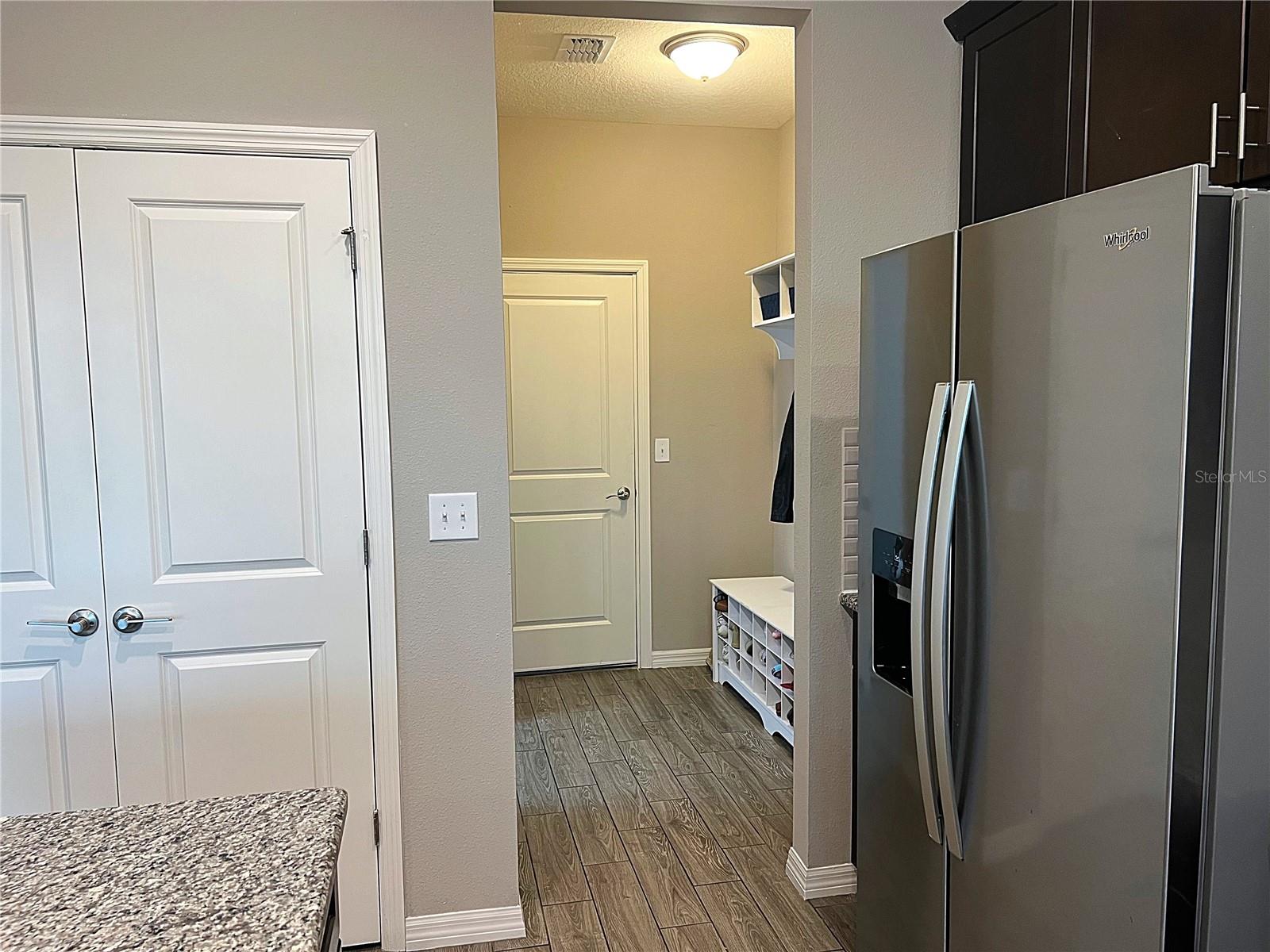 Image 23 of 49 For 2160 Weaver Bird Lane