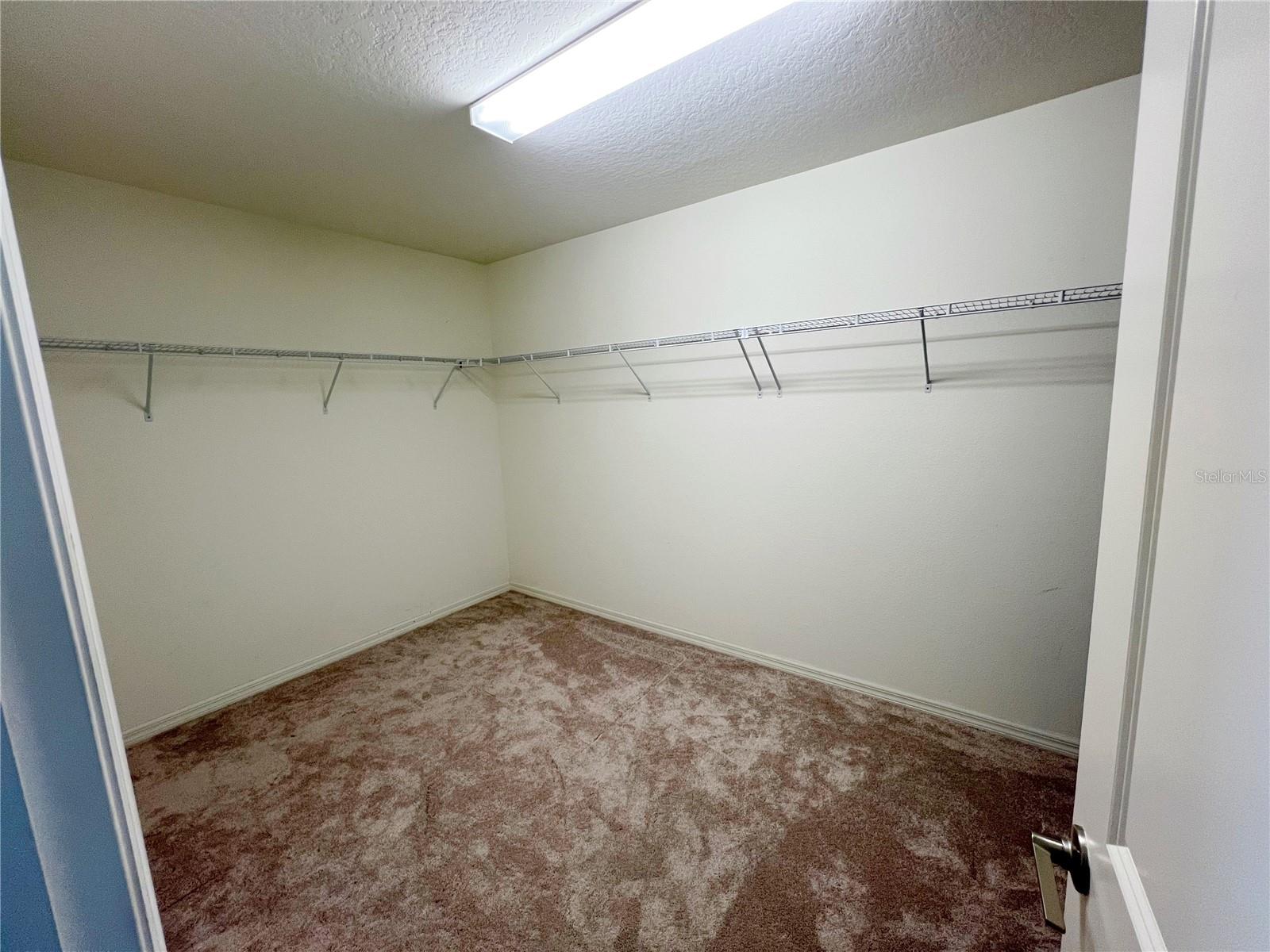 Image 33 of 49 For 2160 Weaver Bird Lane