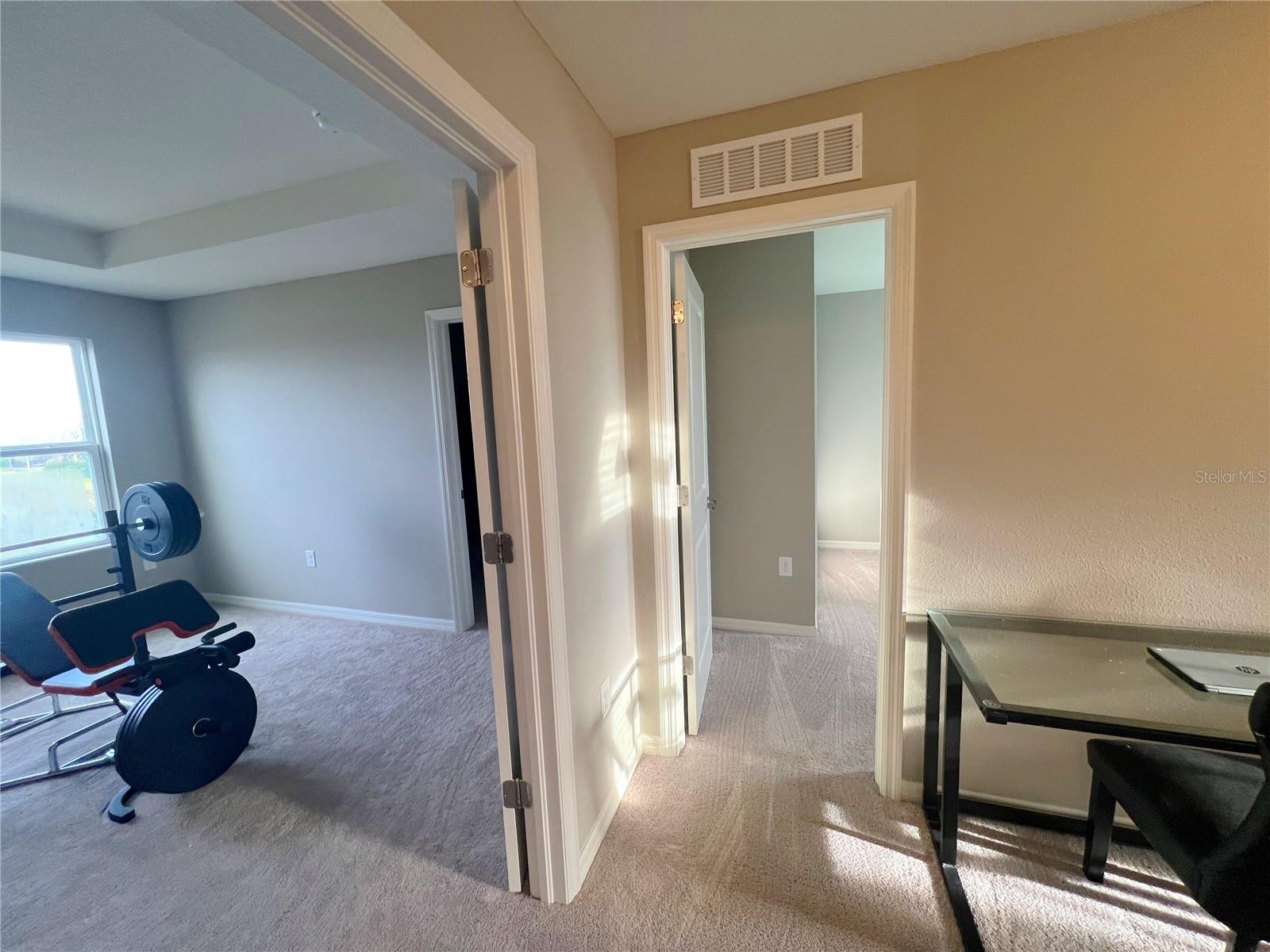 Image 38 of 49 For 2160 Weaver Bird Lane