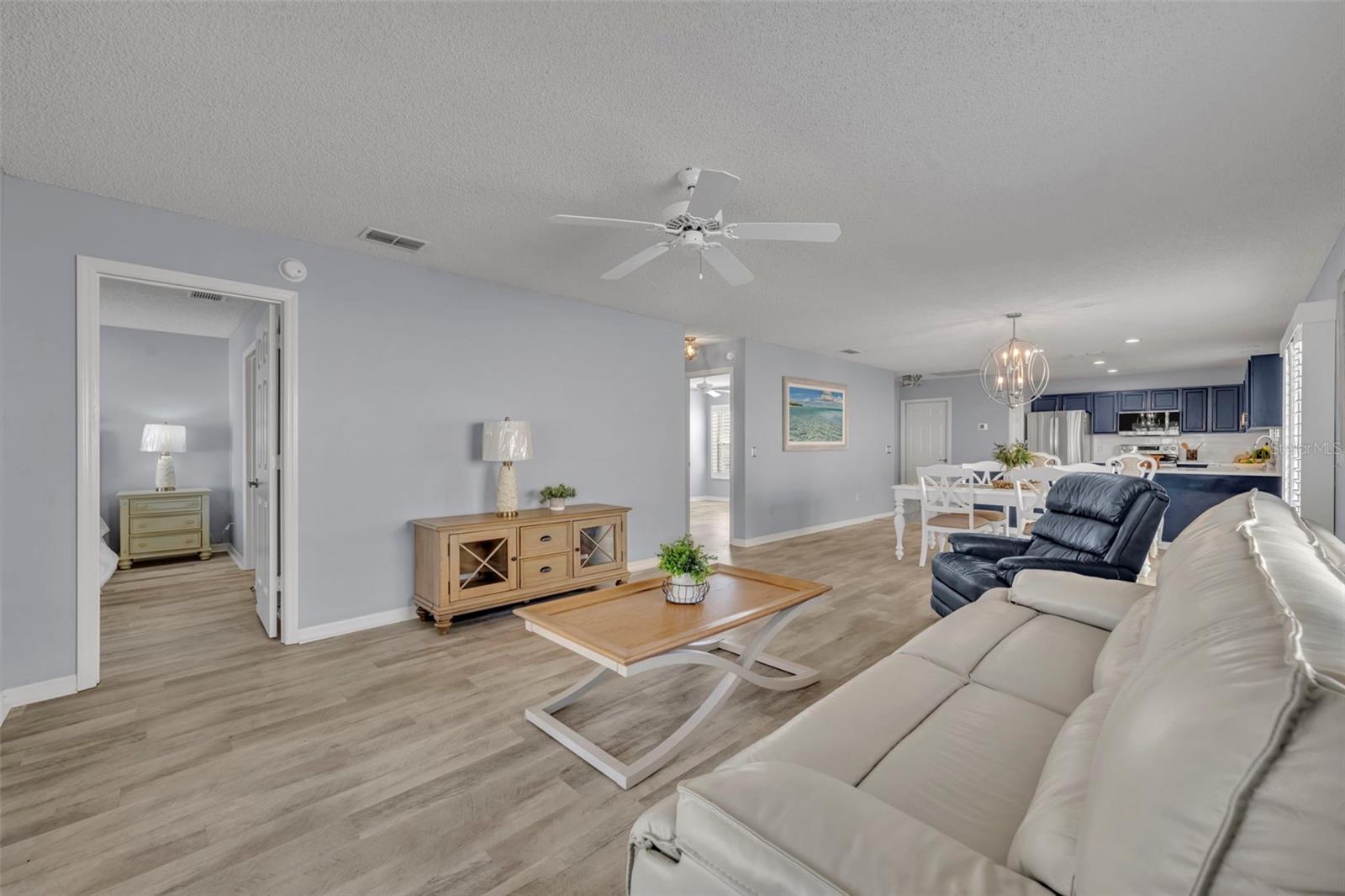 Image 17 of 54 For 1428 Almanza Drive