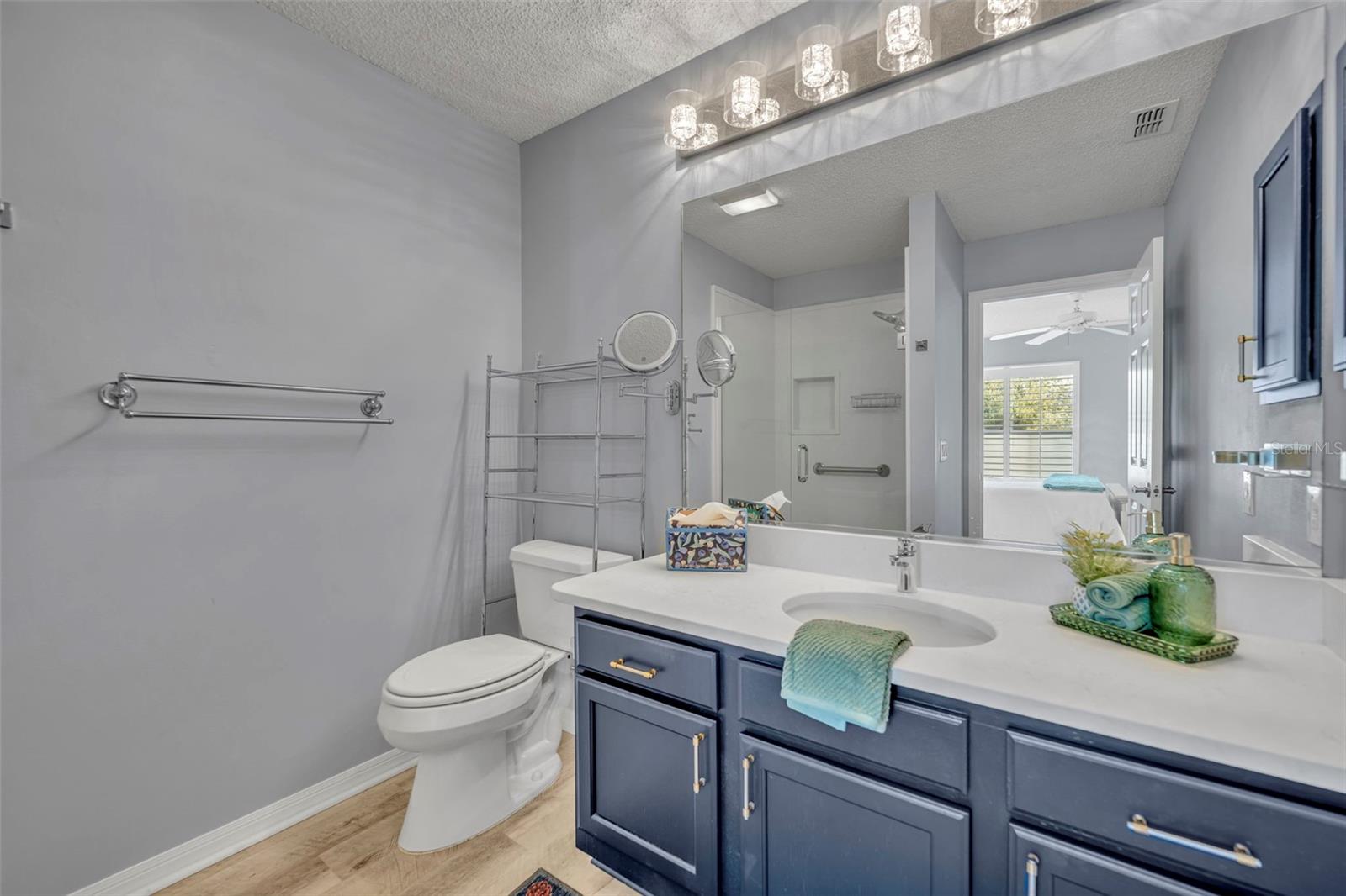 Image 21 of 54 For 1428 Almanza Drive