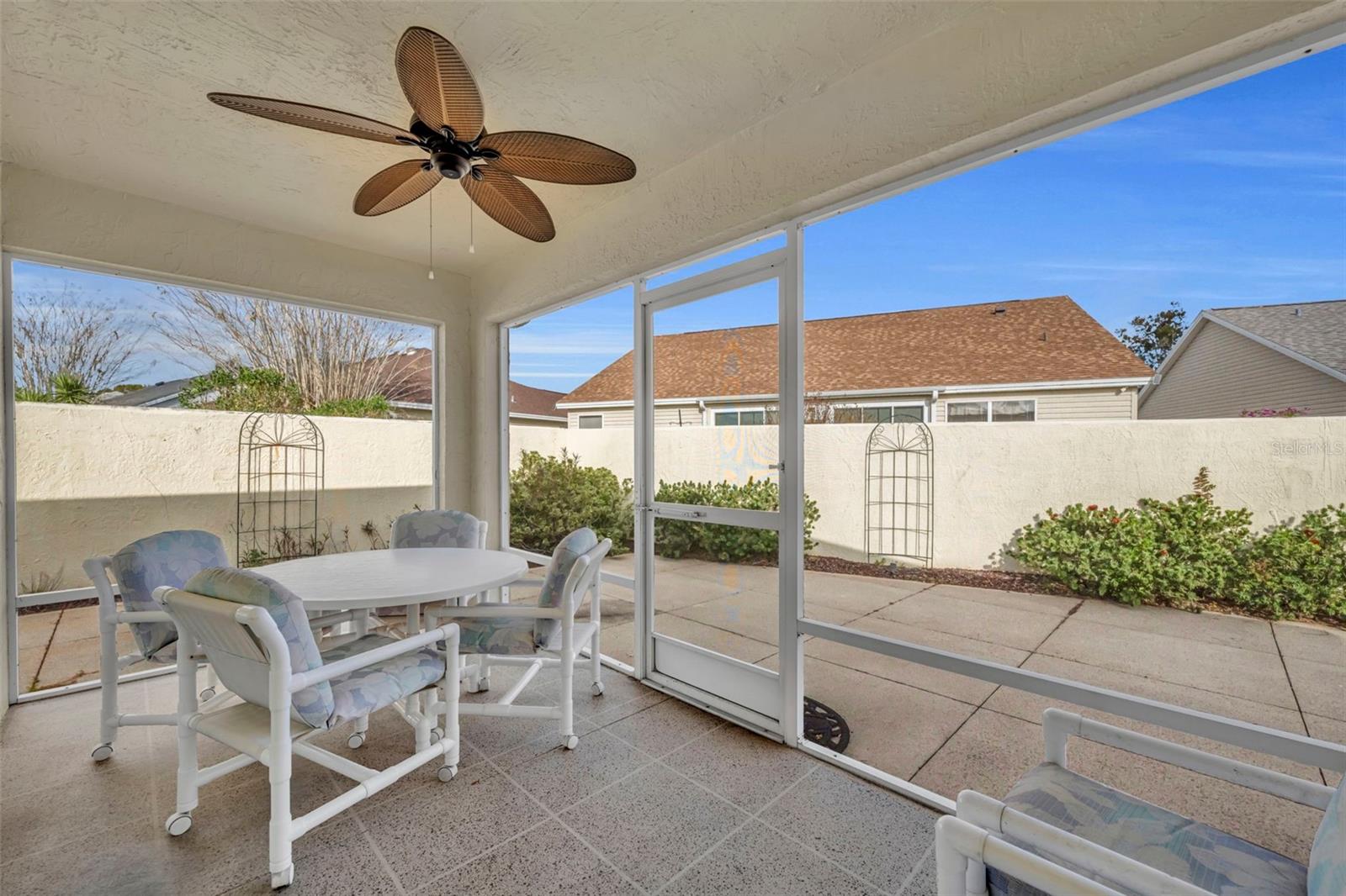 Image 25 of 54 For 1428 Almanza Drive