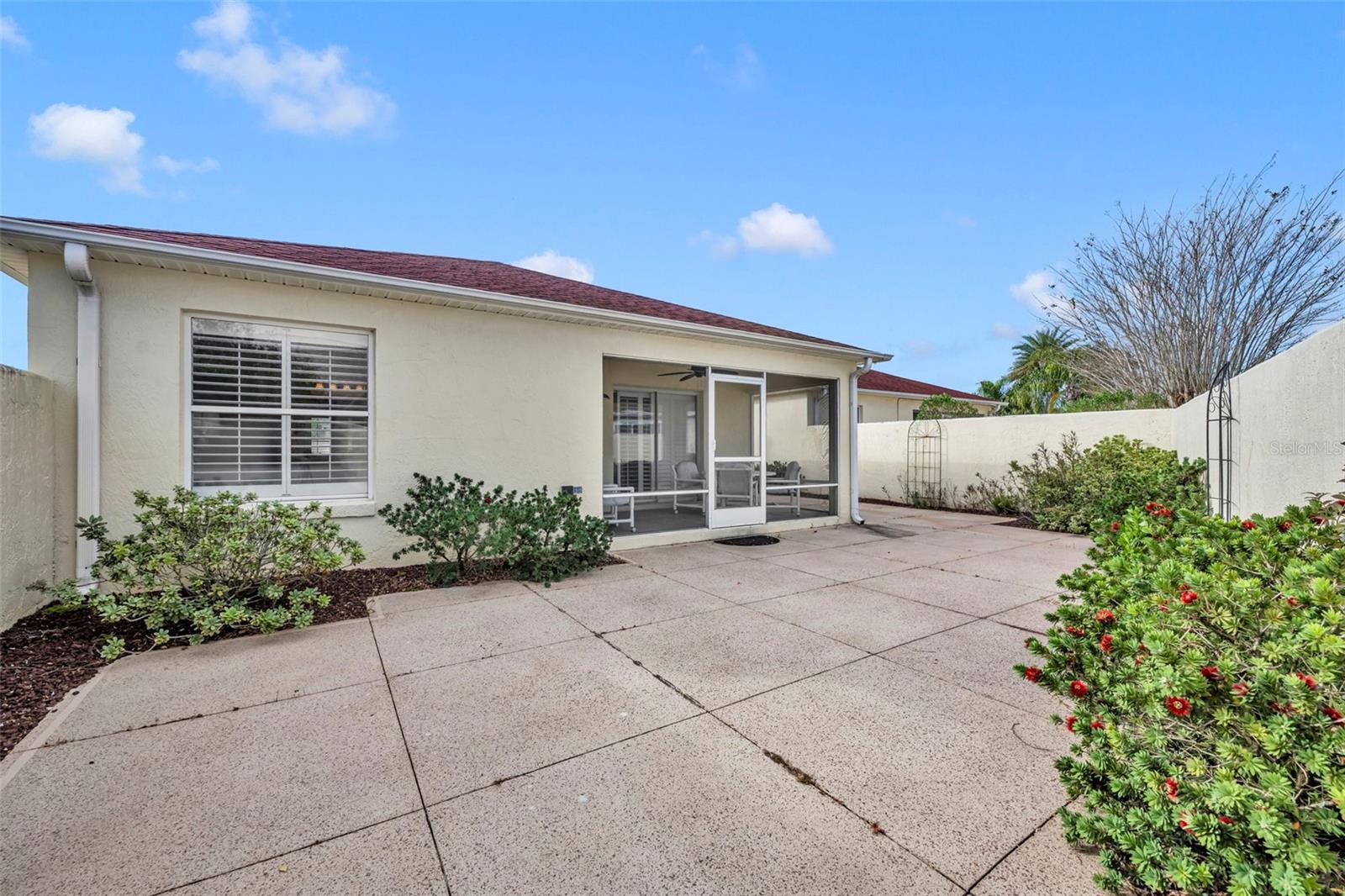 Image 27 of 54 For 1428 Almanza Drive