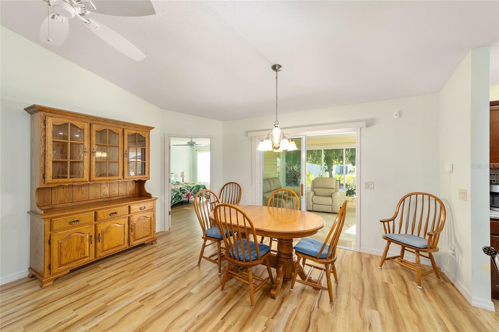 Image 16 of 45 For 3349 Countryside Path