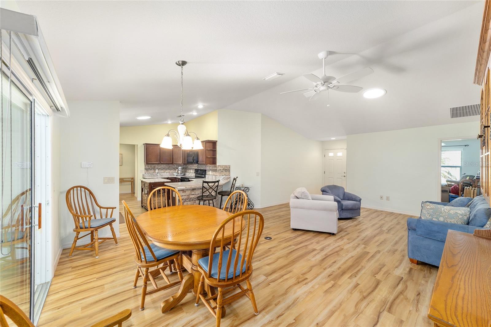 Image 17 of 45 For 3349 Countryside Path