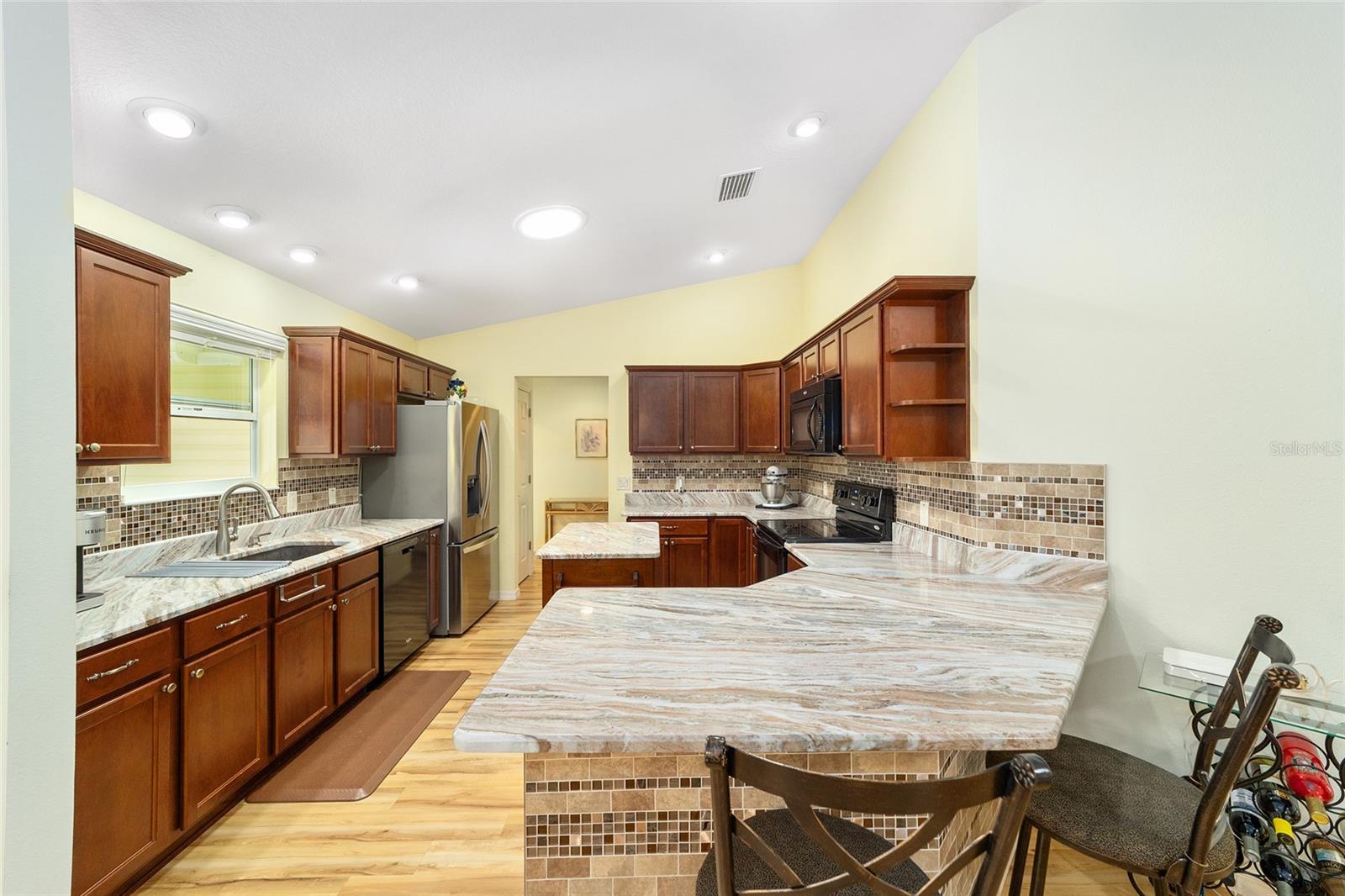 Image 18 of 45 For 3349 Countryside Path