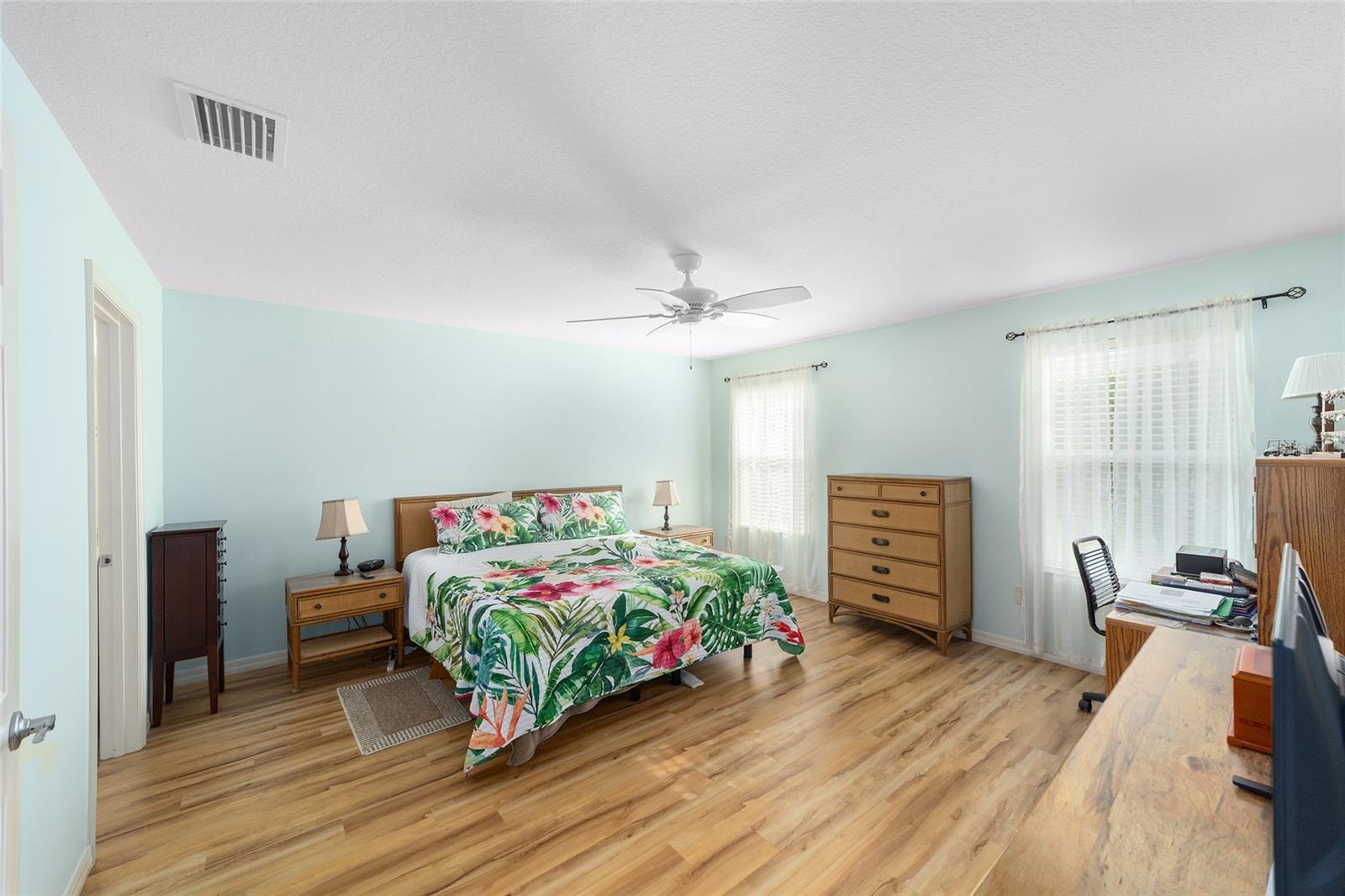 Image 24 of 45 For 3349 Countryside Path