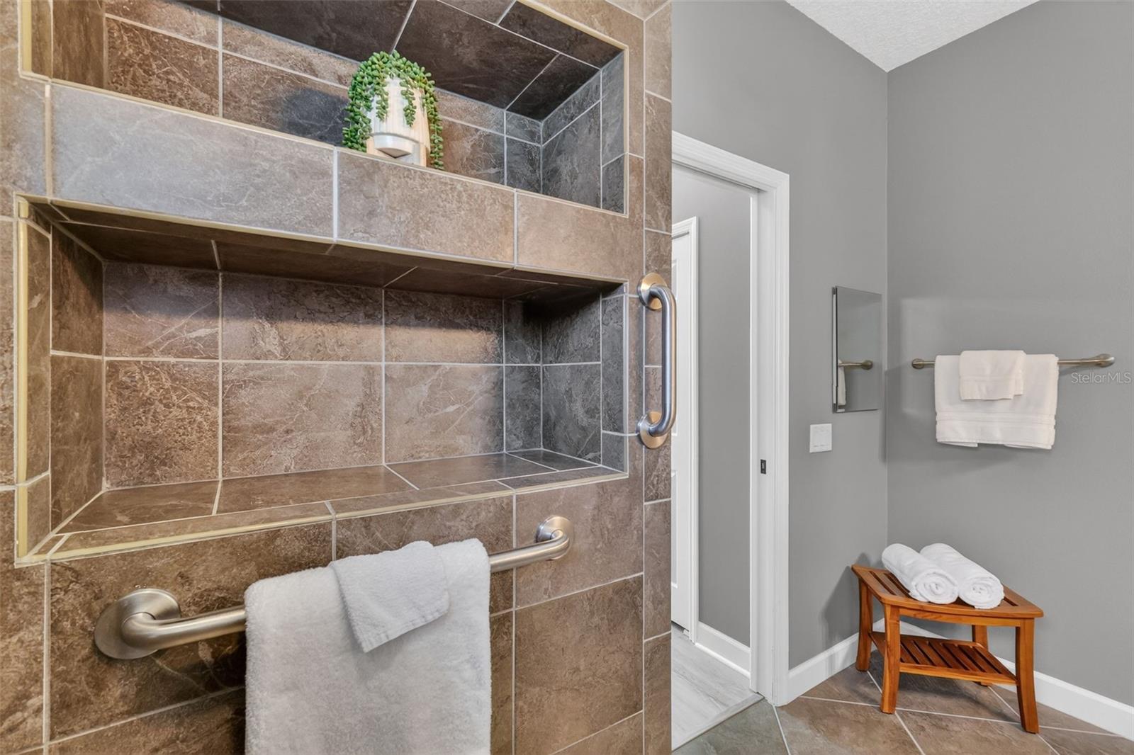 Image 21 of 58 For 2318 Wakefield Way