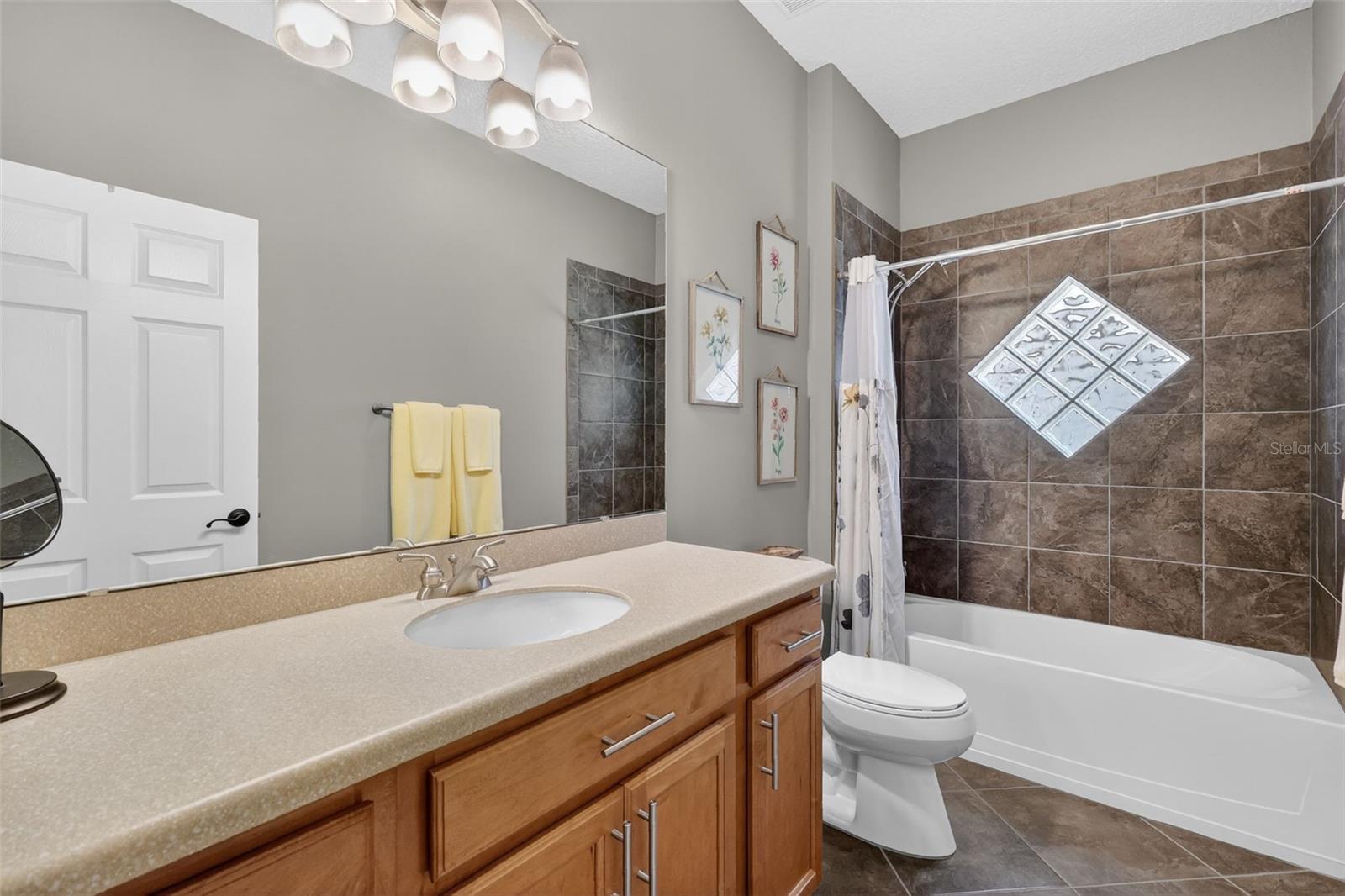 Image 24 of 58 For 2318 Wakefield Way