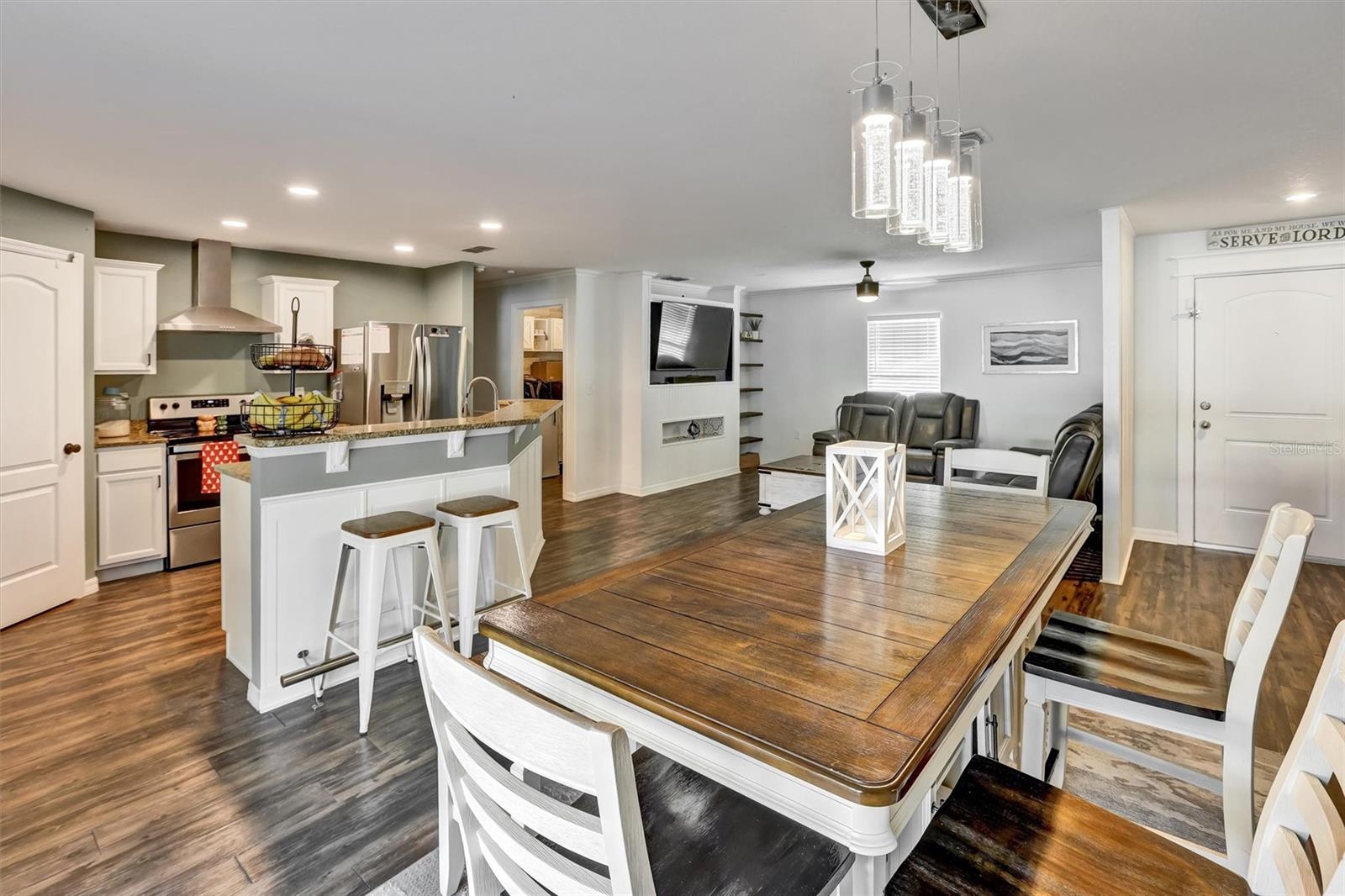 Image 7 of 51 For 35729 Rose Moss Avenue