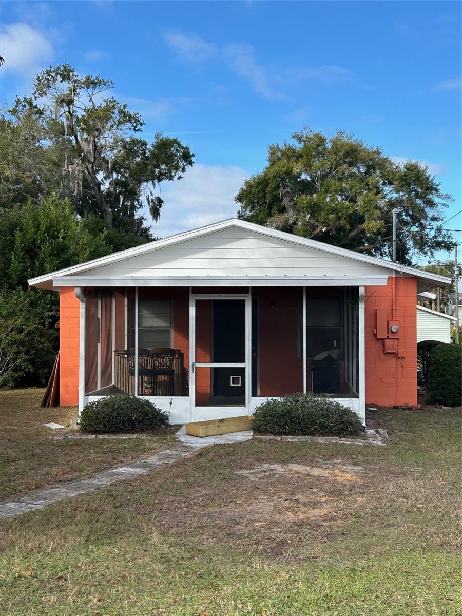 Details for 1122 Virginia Court, EUSTIS, FL 32726