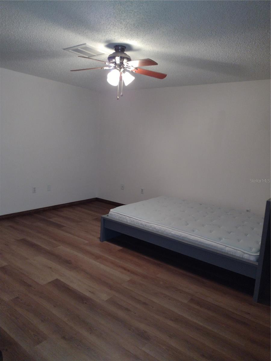 Image 14 of 26 For 35025 Raintree Drive