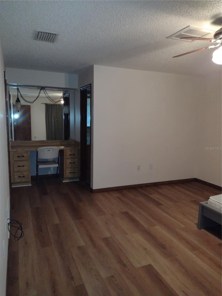 Image 15 of 26 For 35025 Raintree Drive