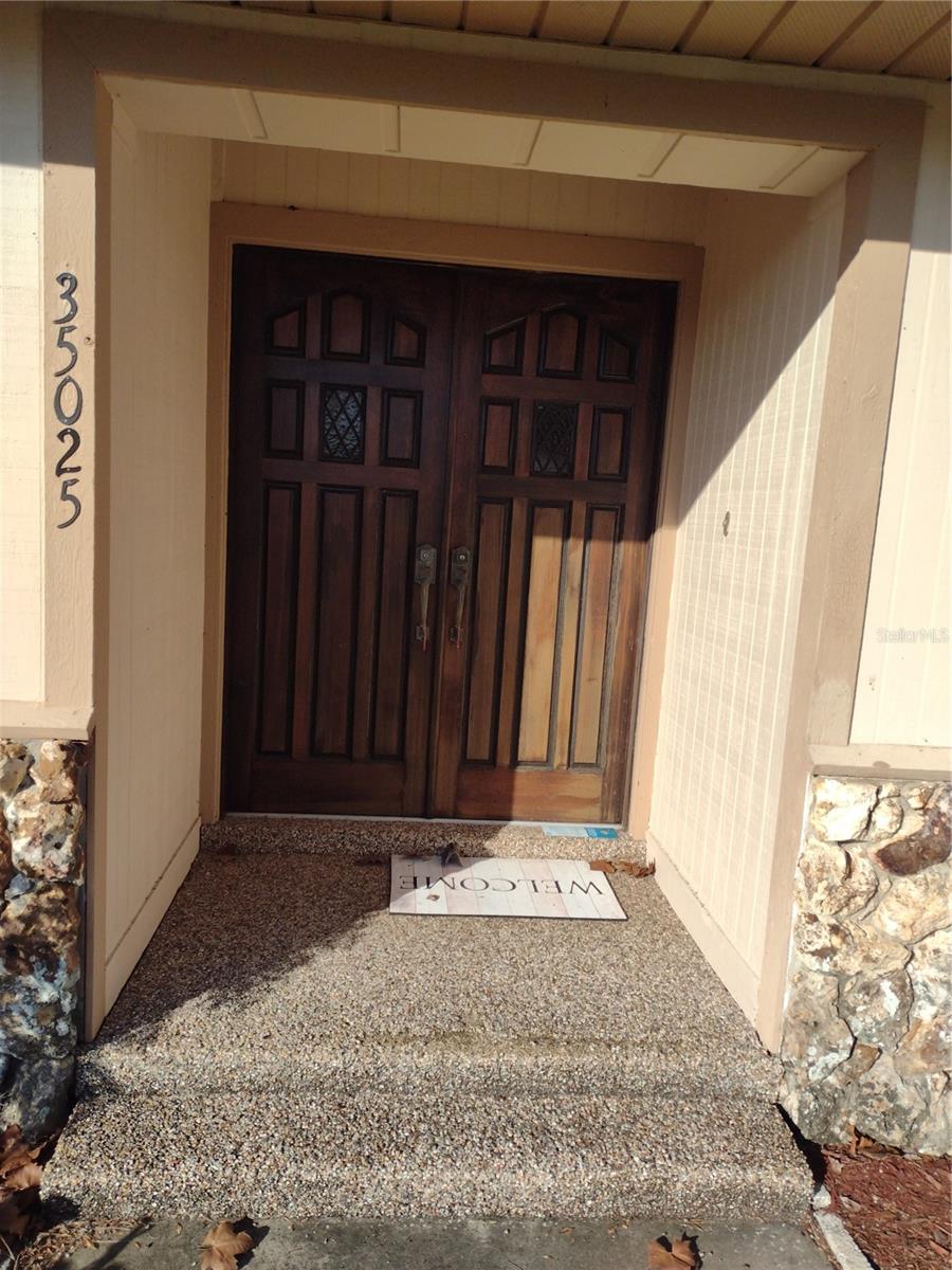 Image 3 of 26 For 35025 Raintree Drive