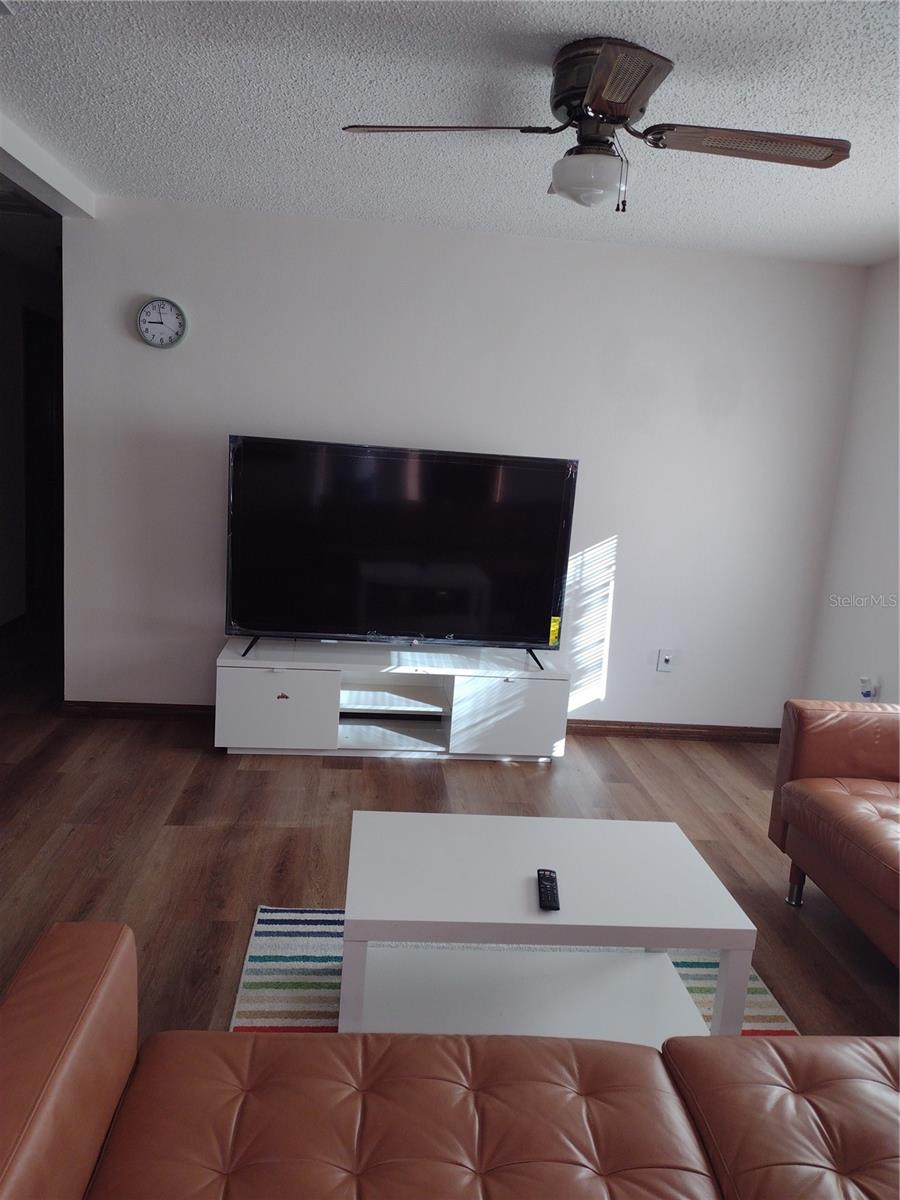 Image 5 of 26 For 35025 Raintree Drive