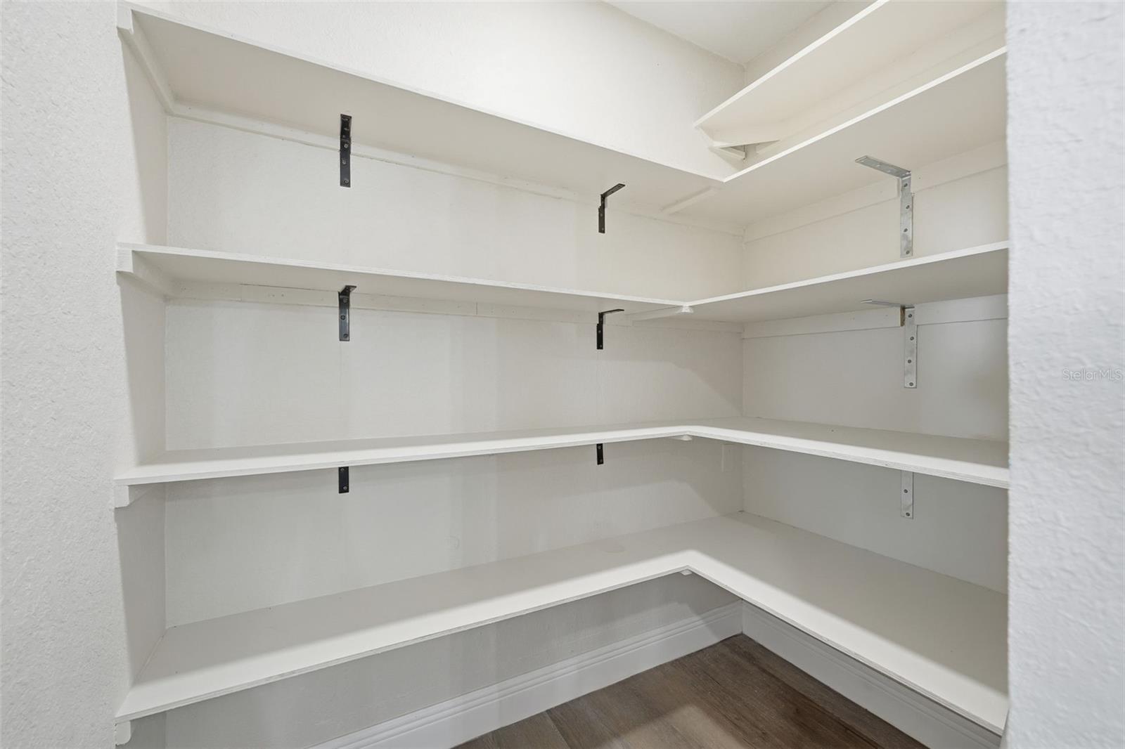 Image 19 of 64 For 1611 Canal Court