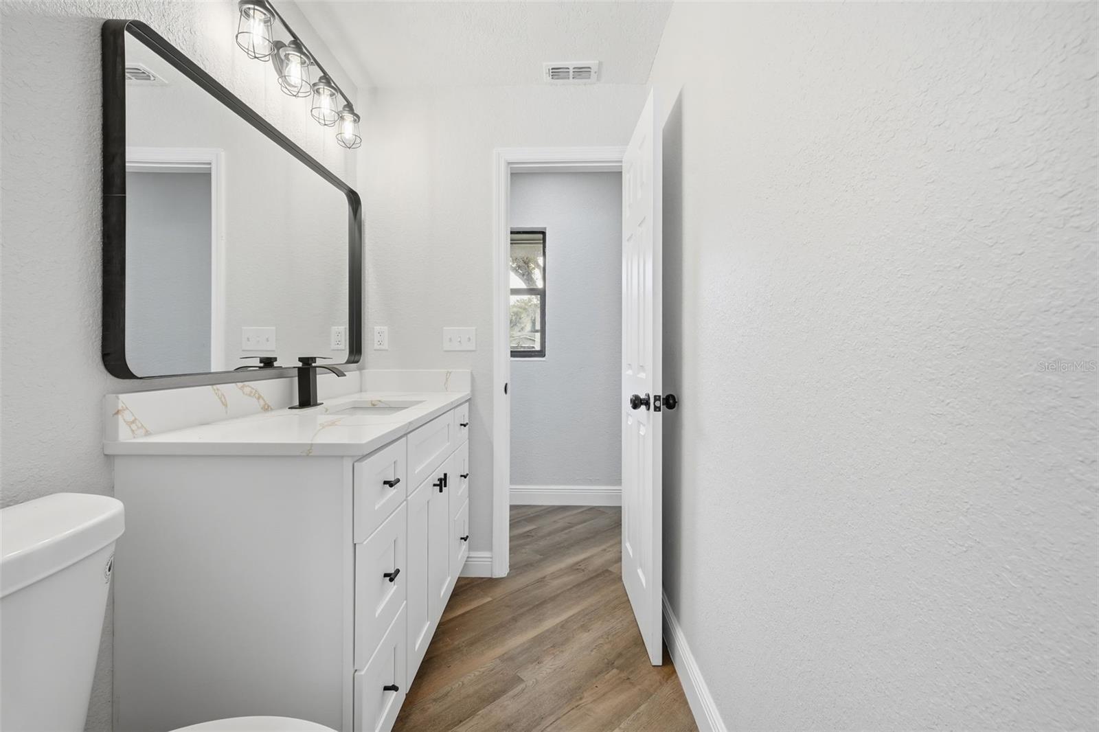 Image 25 of 64 For 1611 Canal Court