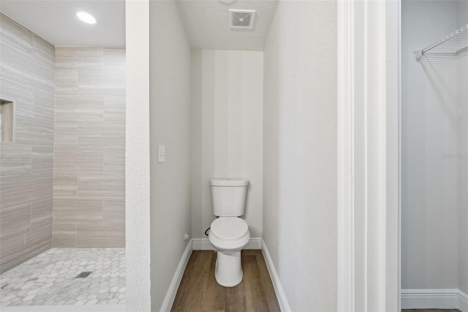 Image 36 of 64 For 1611 Canal Court