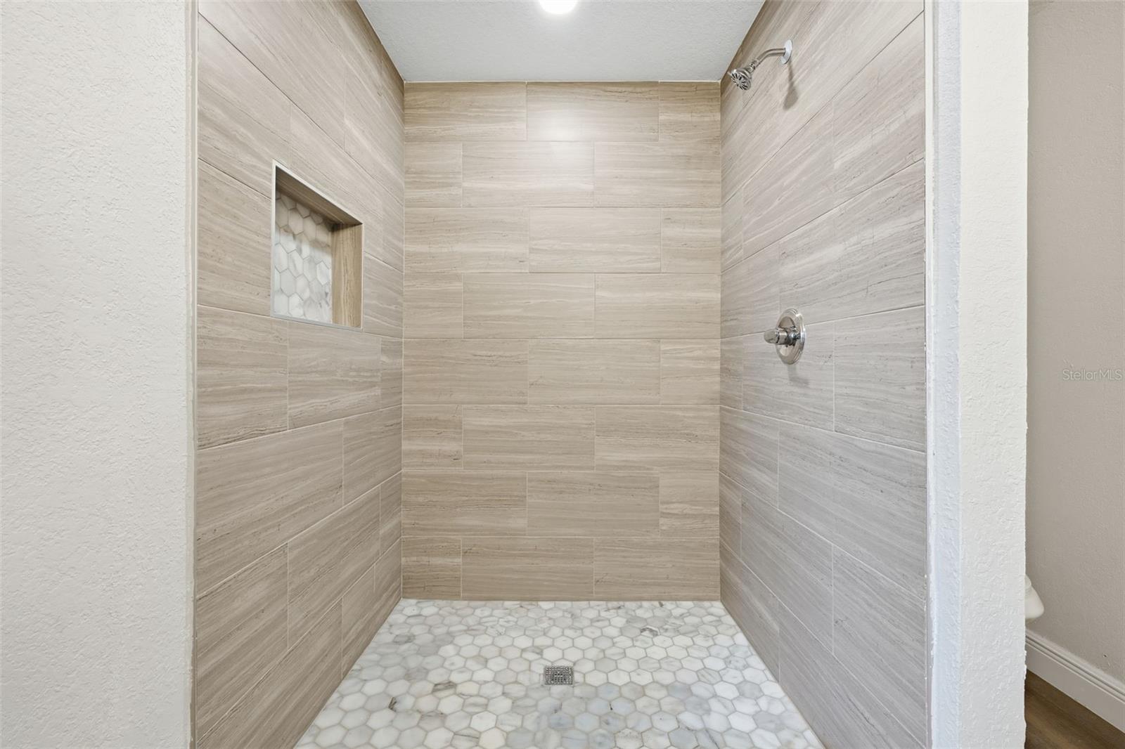 Image 38 of 64 For 1611 Canal Court