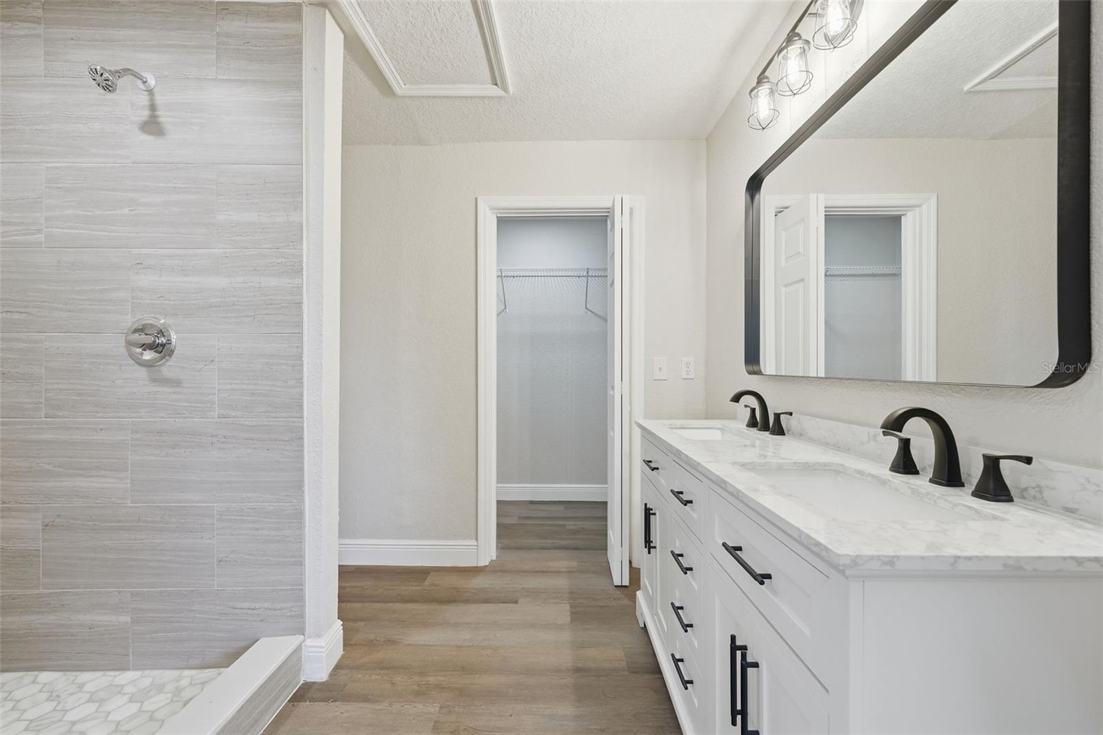 Image 39 of 64 For 1611 Canal Court