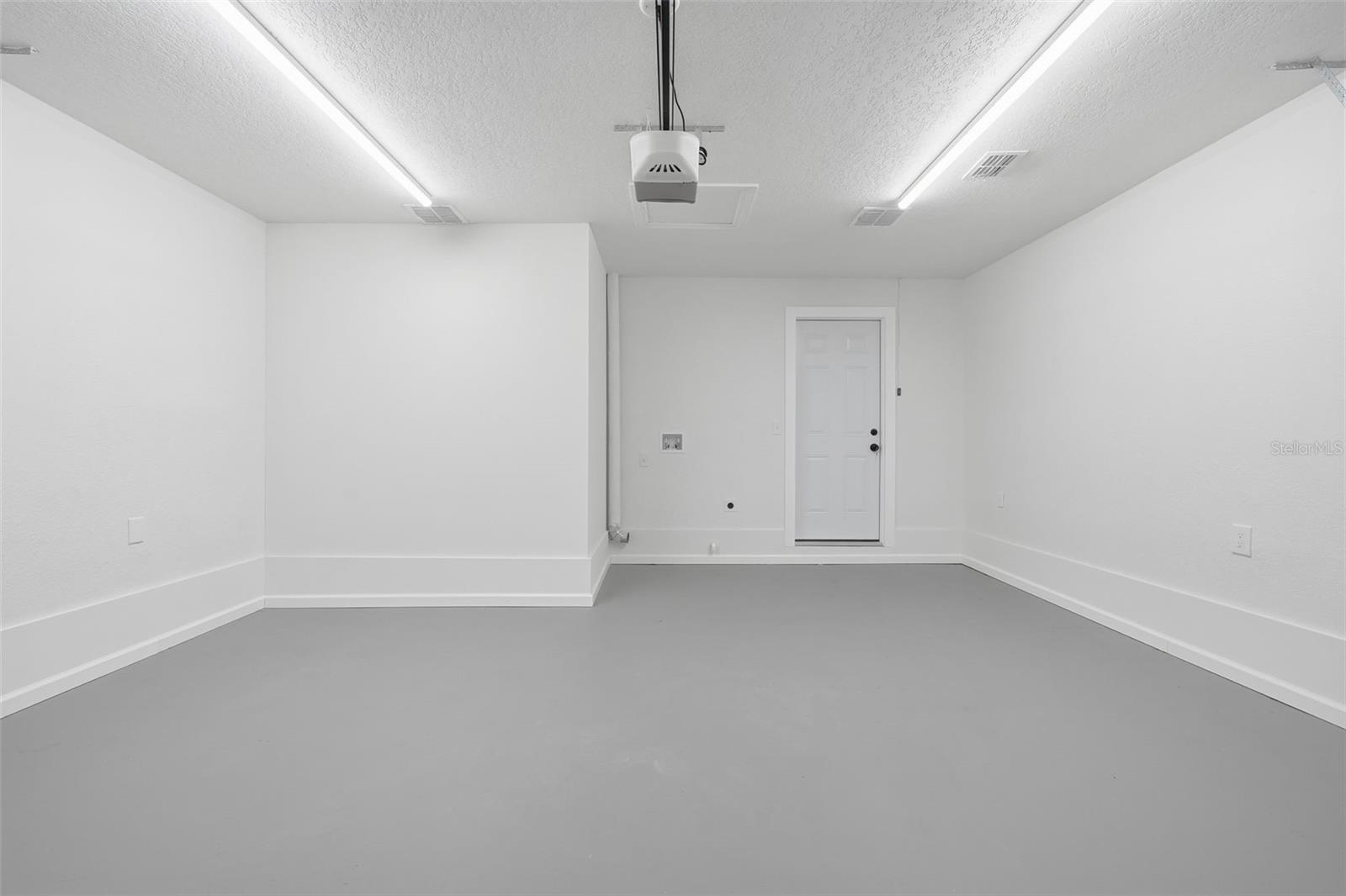 Image 59 of 64 For 1611 Canal Court