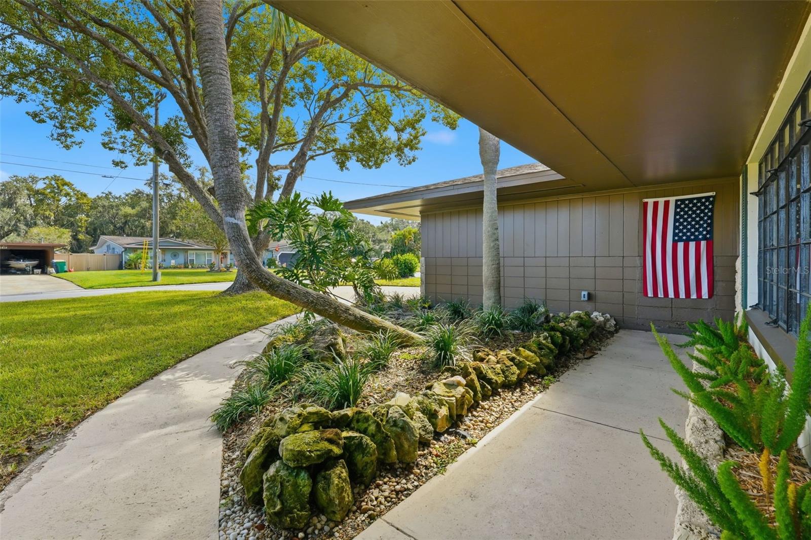 Image 7 of 64 For 1611 Canal Court