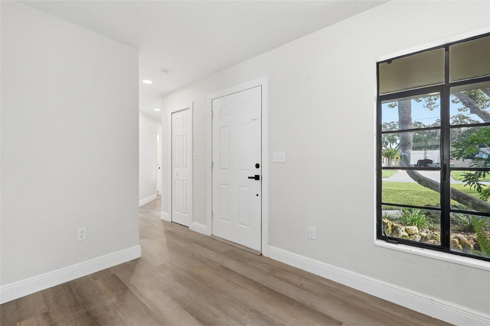 Image 9 of 64 For 1611 Canal Court