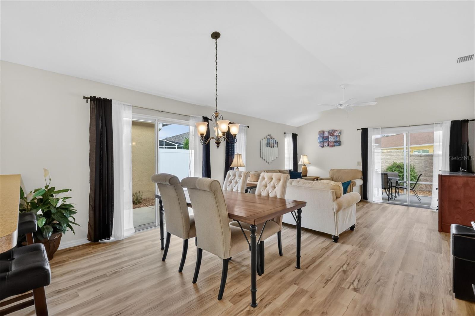 Image 12 of 37 For 2973 Kramer Court