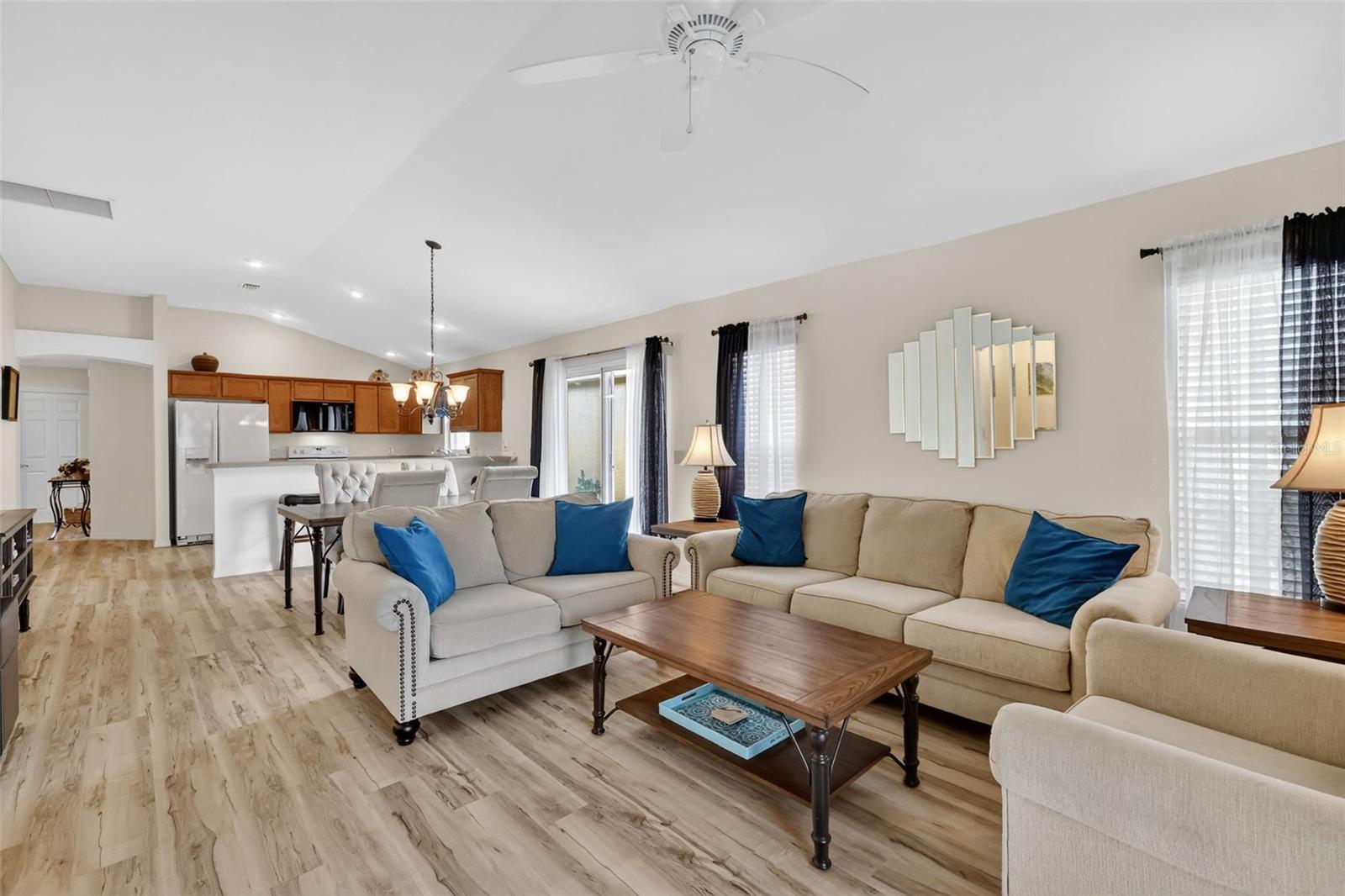 Image 13 of 37 For 2973 Kramer Court